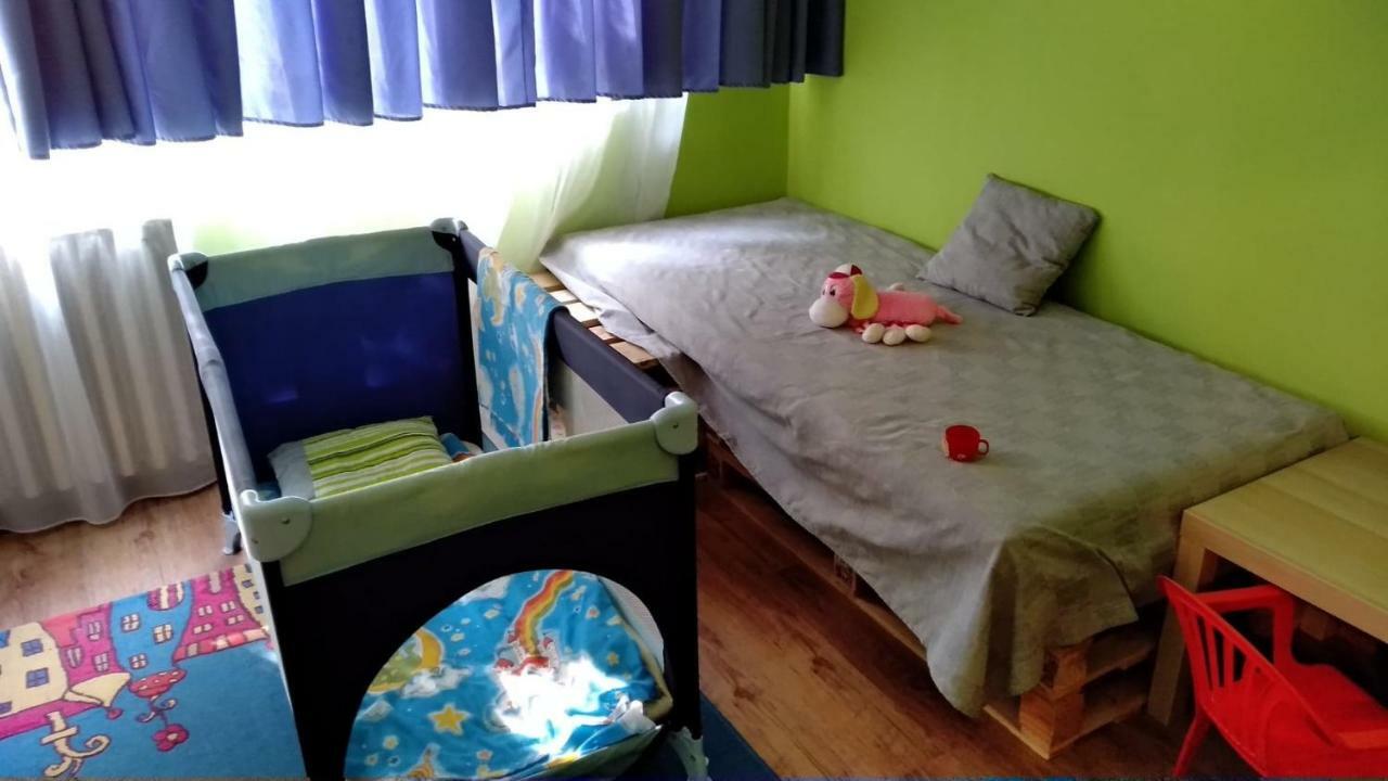Gesztenyes Apartman มิชโคลซ์ ภายนอก รูปภาพ